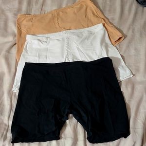 Lot of 3 short slips